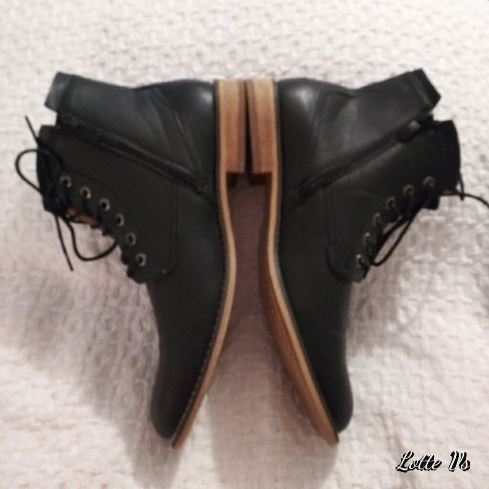 Harrison Myles Lace/Zip Up Boots sz 10.5